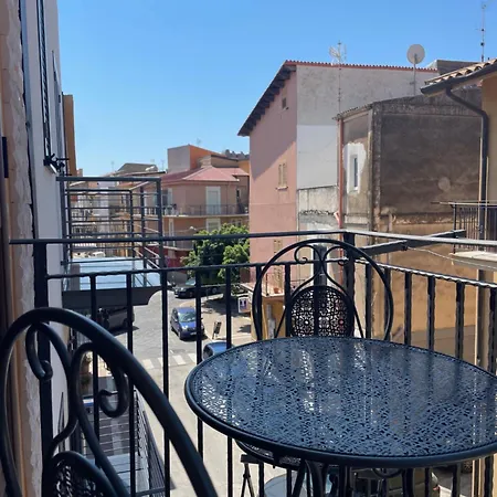 La Dimora In Piazza Apartment *
